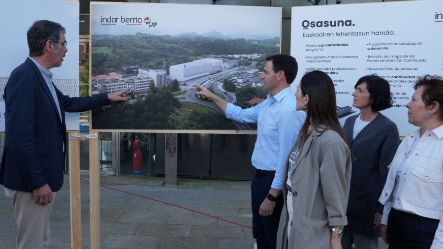 Imanol Pradales: “Invertiremos 1.250 millones de euros para ampliar y mejorar los hospitales y ambulatorios por todo Euskadi”